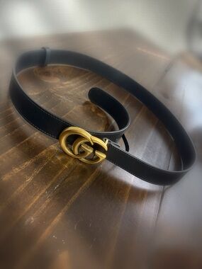 Gucci Black Leather Belt with Gold Double G Buckle